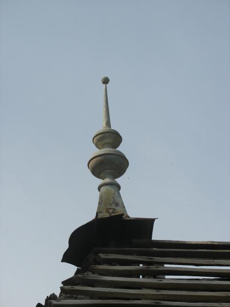 Un toit  tombé du ciel